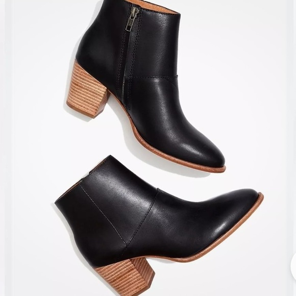 Madewell Shoes - MADEWELL The Rosie Black Leather Ankle Boots Block Heels Size 9.5 EUC